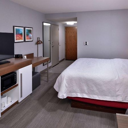 Hampton Inn & Suites Carson City Bagian luar foto