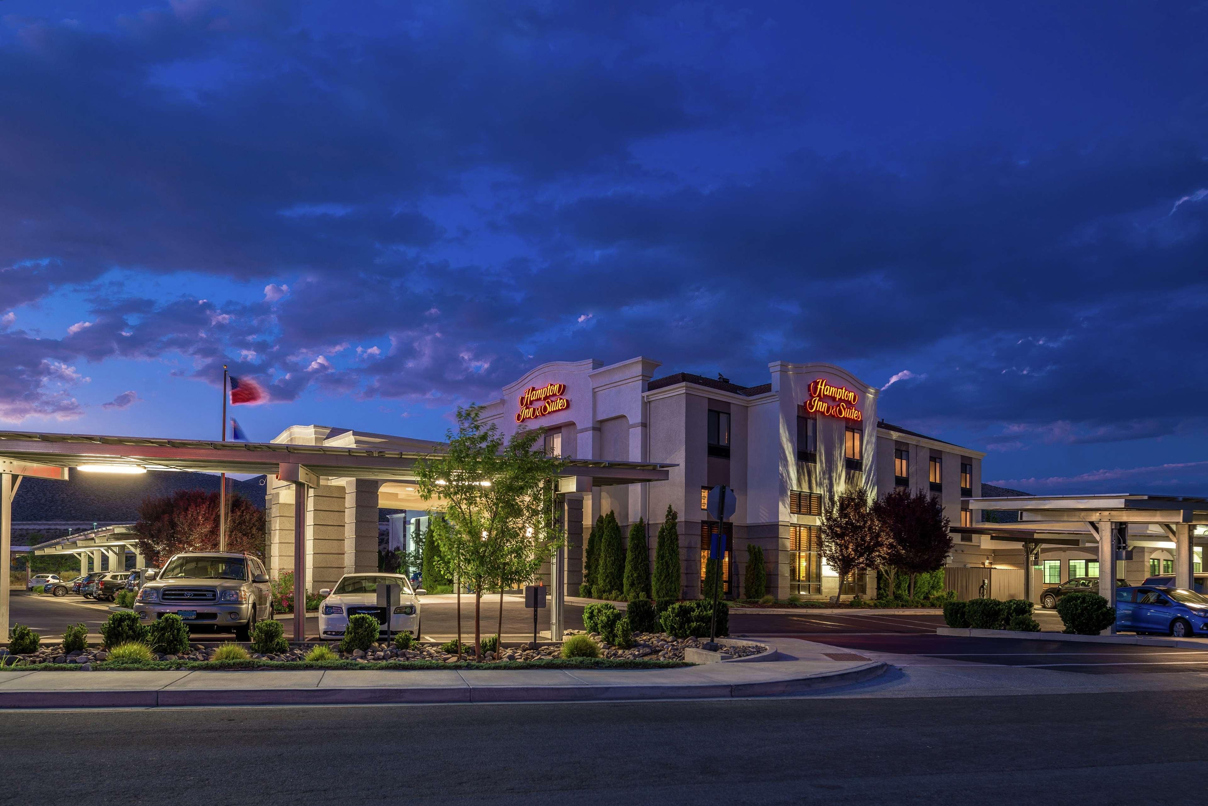 Hampton Inn & Suites Carson City Bagian luar foto