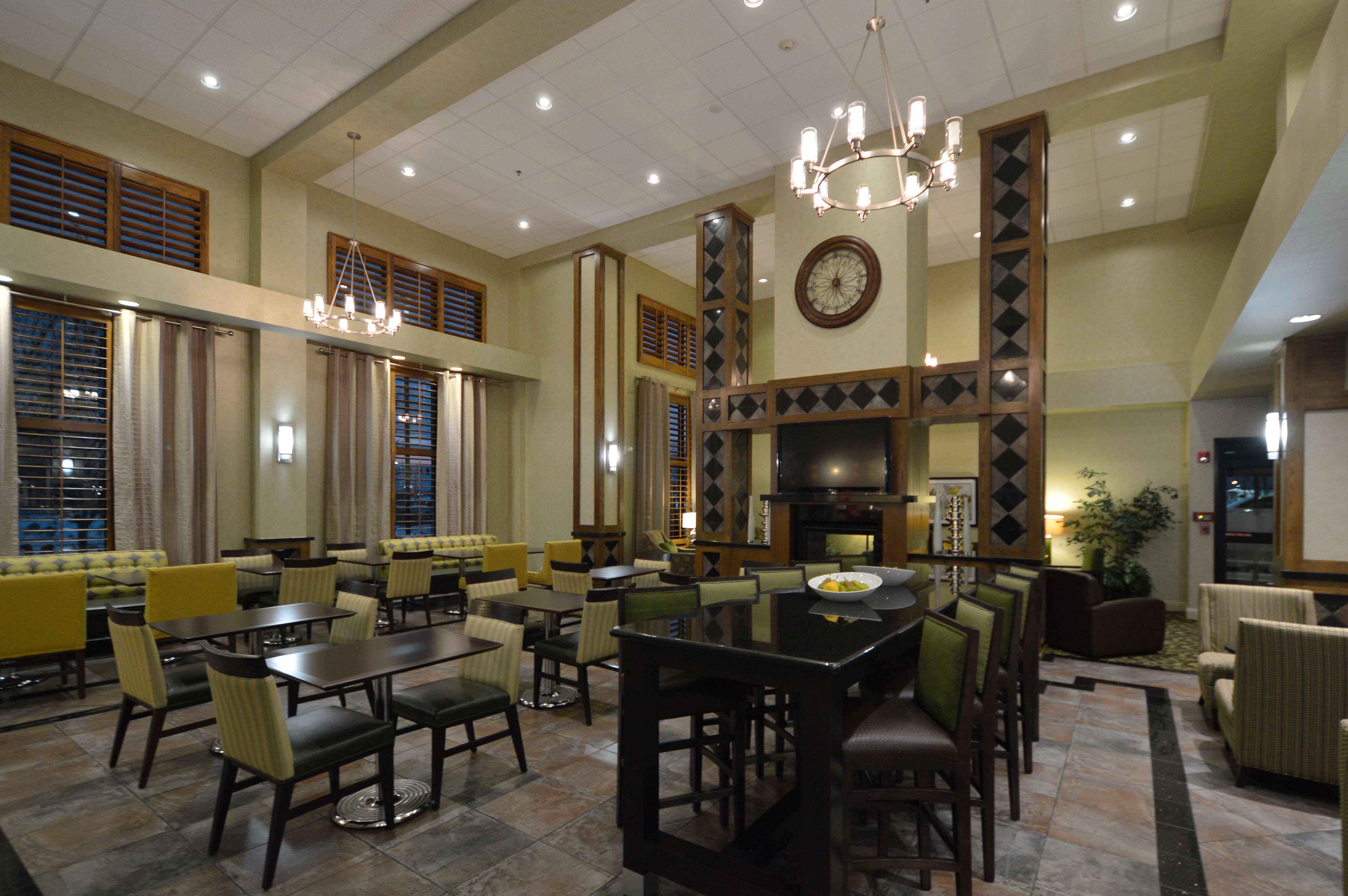 Hampton Inn & Suites Carson City Bagian luar foto